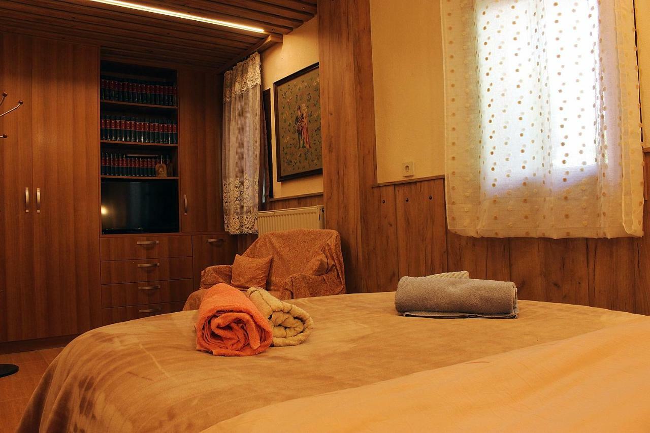 Гостевой дом Pomegranate Tree House - Meteora Калампака Экстерьер фото